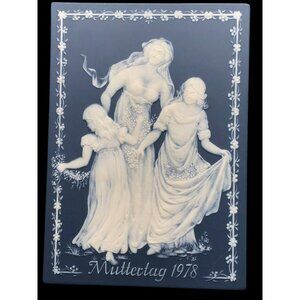 Villeroy & Boch-Mettlach 1978 Muttertag Jasperware Plaque 8.25" X 5.75" Blue & W